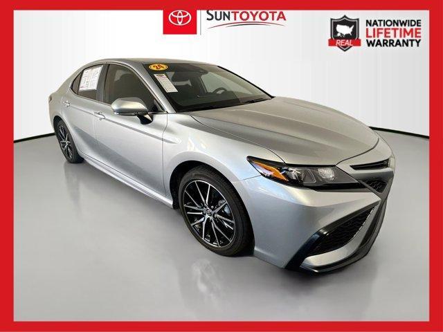 2024 toyota camry se