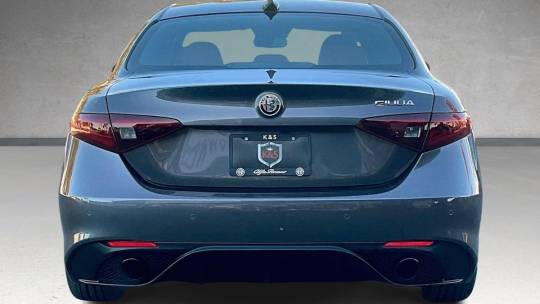 2021 Alfa Romeo Giulia