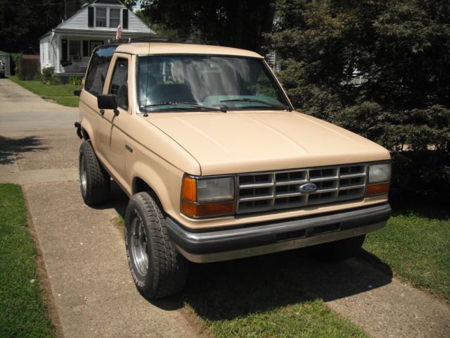 1989 ford bronco 2