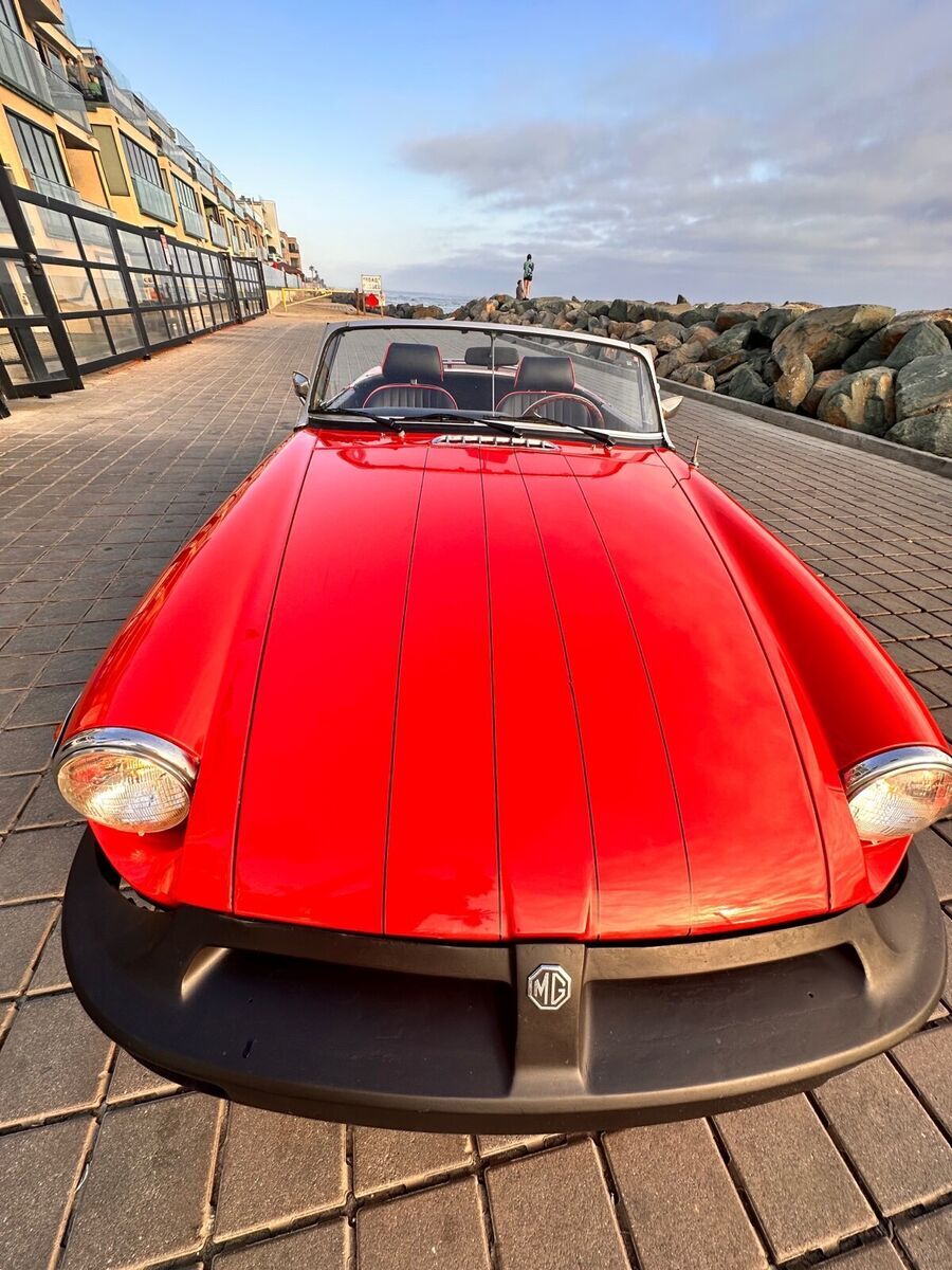1975 mg mgb convertible red fwd manual