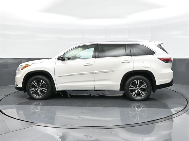 2016 toyota highlander xle