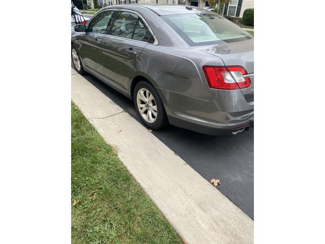 2012 ford taurus sel