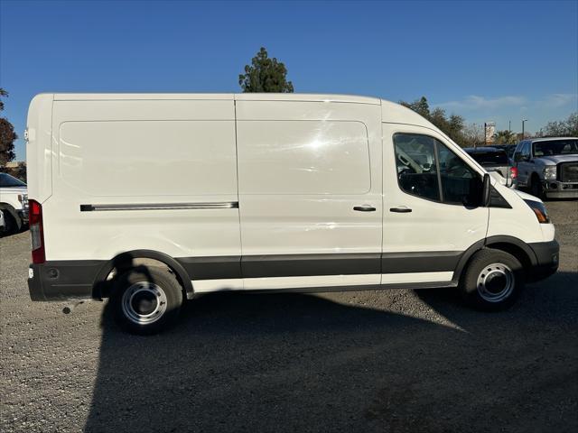 2020 ford transit-250 base