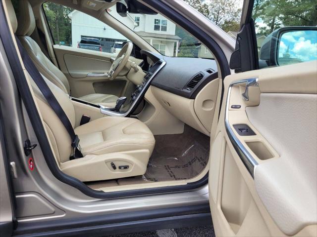 2013 volvo xc60 3.2 premier plus