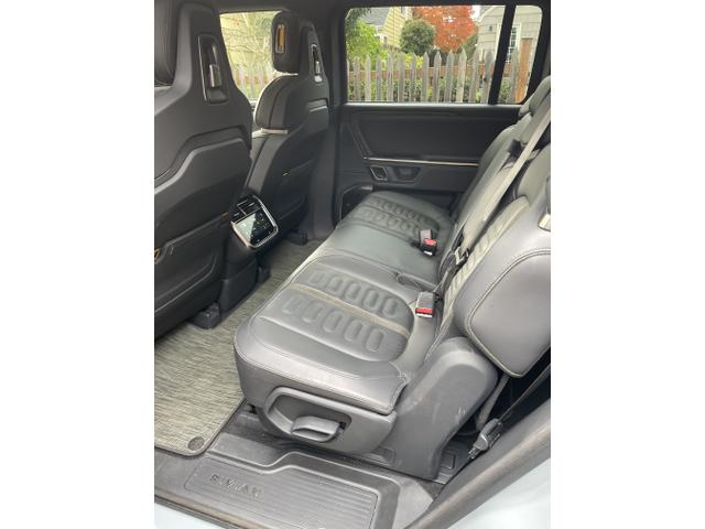 2023 rivian r1s adventure quad-motor large package