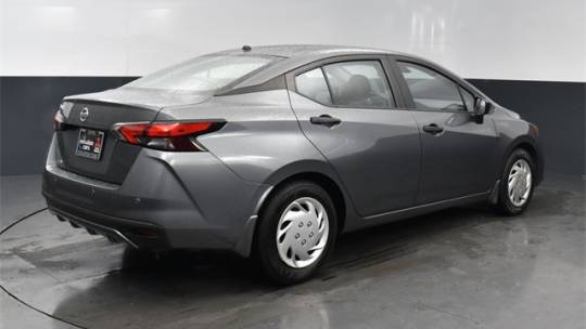 2021 nissan versa s