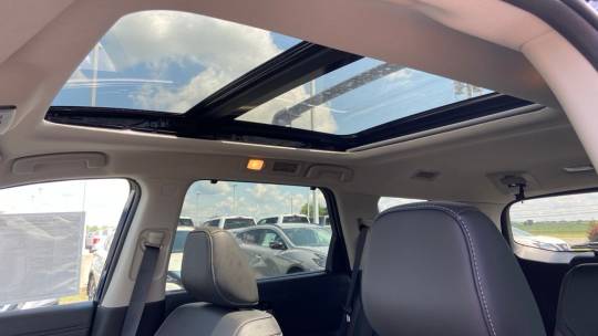 new 2024 nissan pathfinder platinum fwd