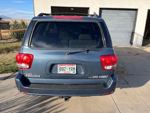 2006 toyota sequoia sr5