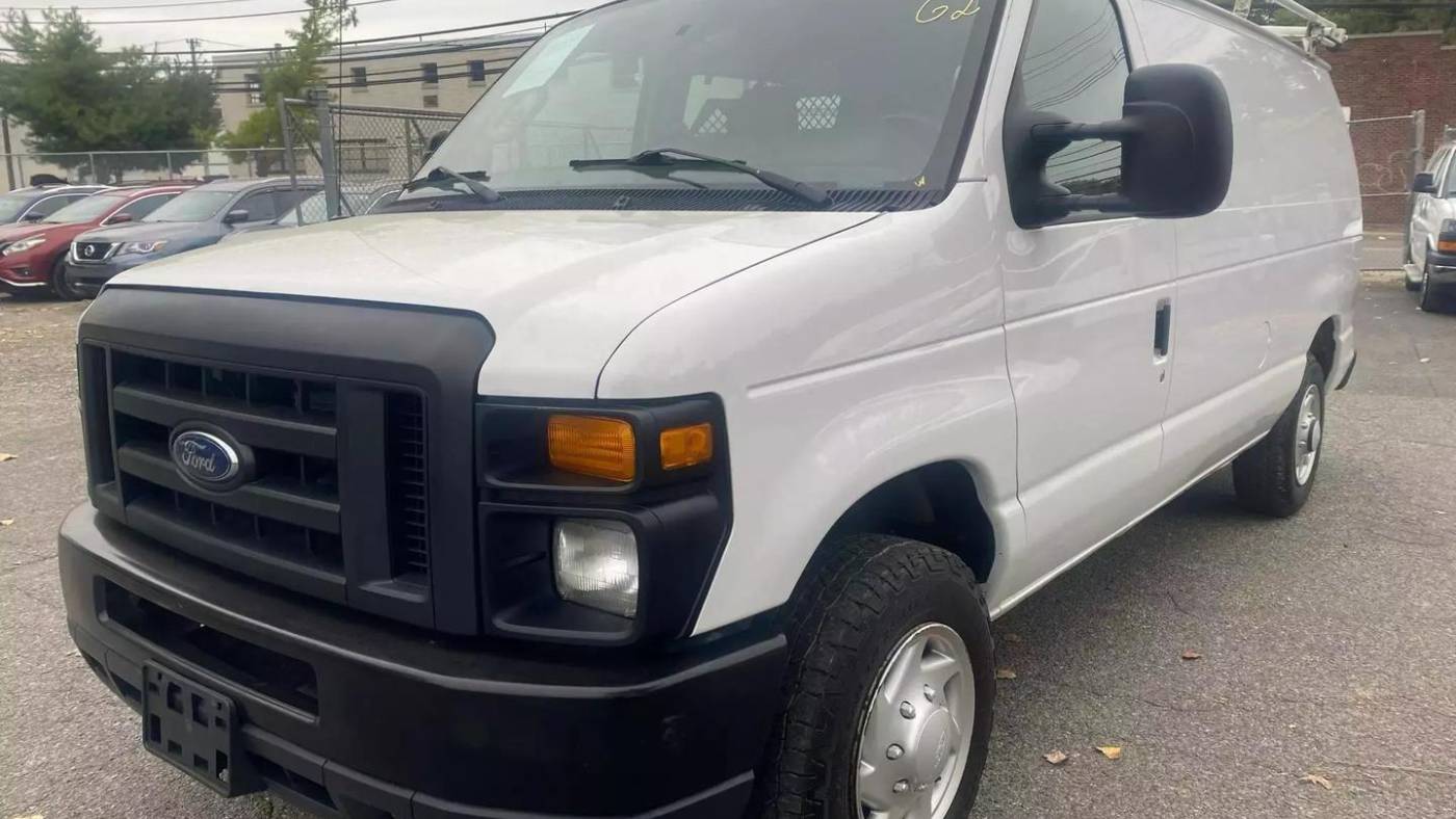 2014 ford e-series e-150