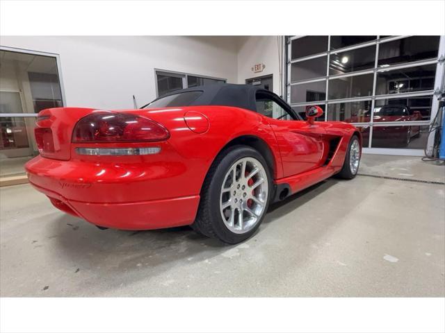 2005 dodge viper srt10