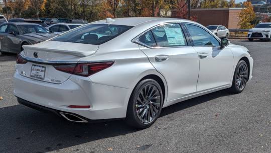 2025 Lexus ES