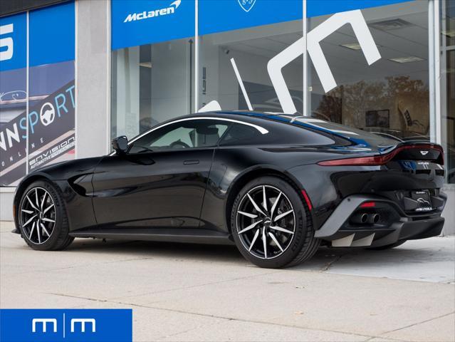 2019 aston martin vantage base