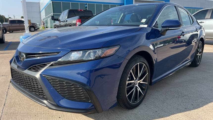 2024 toyota camry se