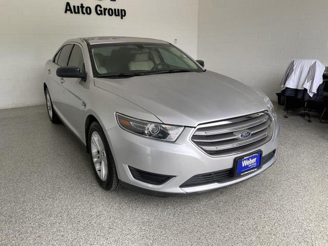 2017 ford taurus se