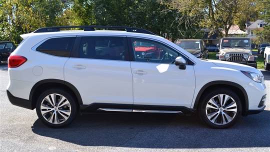 2019 subaru ascent limited 7-passenger