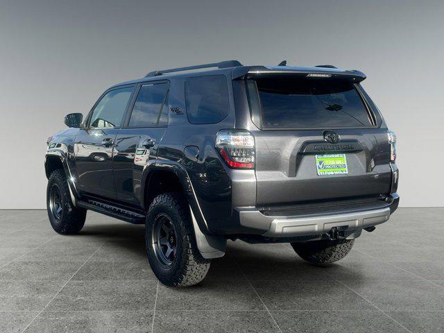 2022 toyota 4runner trd off road premium