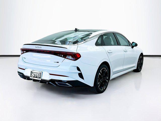 2022 kia k5 gt-line