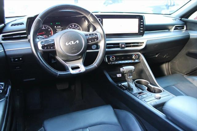 2022 kia k5 gt-line