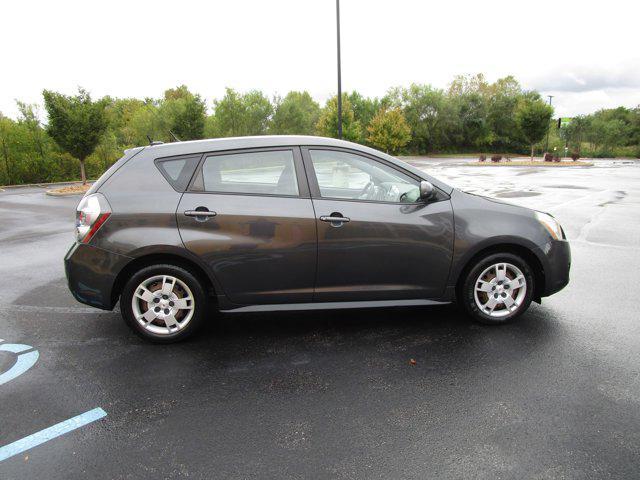 2009 pontiac vibe base