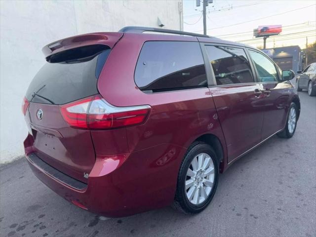 2017 toyota sienna le