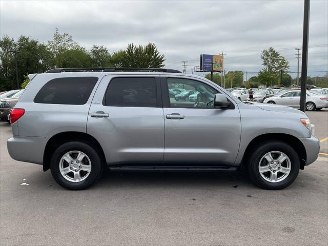 2012 toyota sequoia sr5