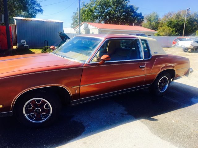1978 oldsmobile cutlass supreme - and this one is supreme!