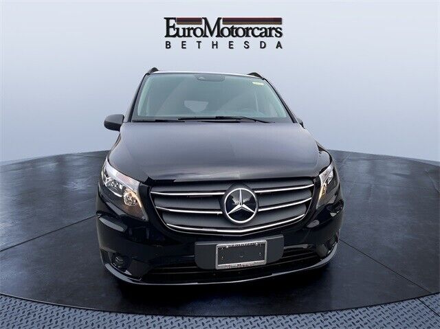 2023 mercedes-benz metris passenger