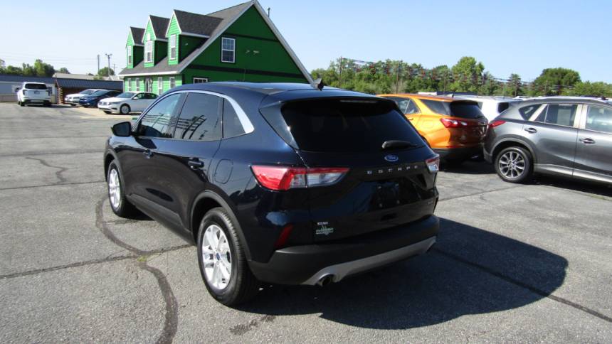2021 ford escape hybrid se