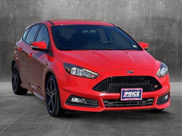 2017 ford focus st