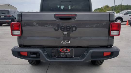 2024 Jeep Gladiator