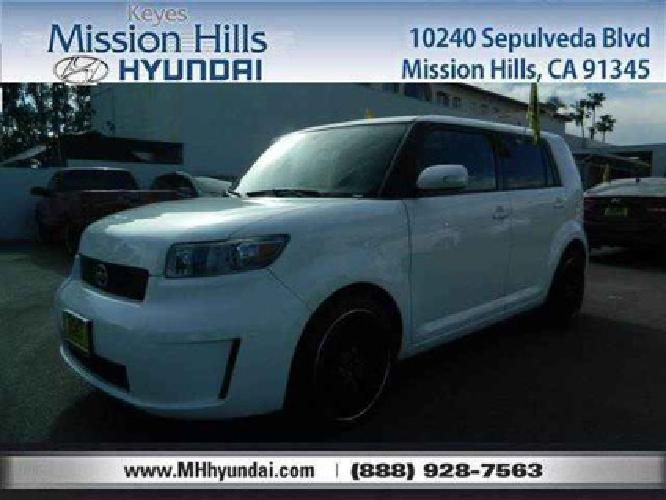 2009 scion xb white, 105k miles in mission hills, ca