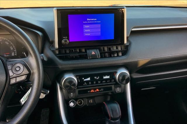 2023 toyota rav4 le