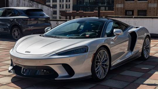 2023 McLaren GT