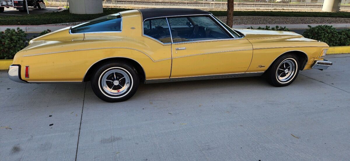 1973 buick riviera coupe yellow rwd automatic