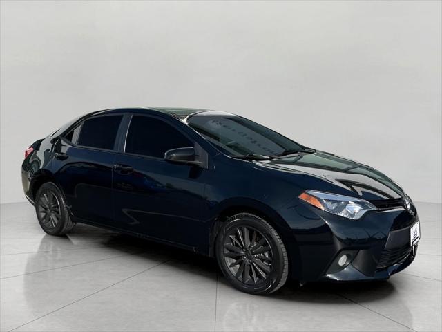 2014 toyota corolla 4dr car