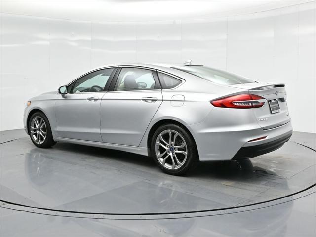 2019 ford fusion hybrid titanium