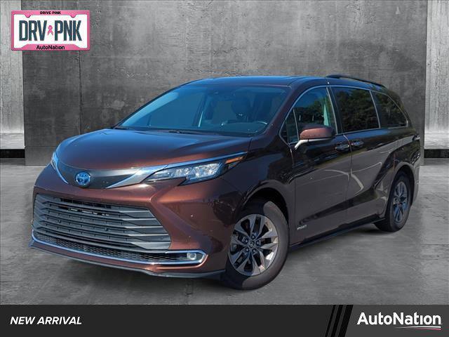 2021 toyota sienna xle 8 passenger