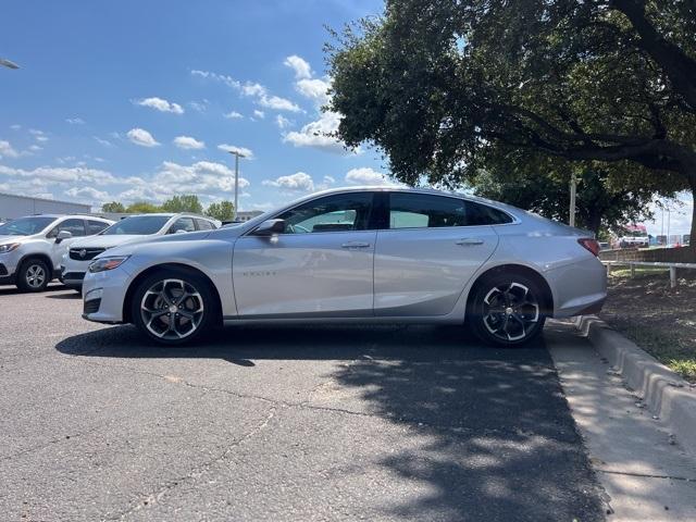 2022 chevrolet malibu lt