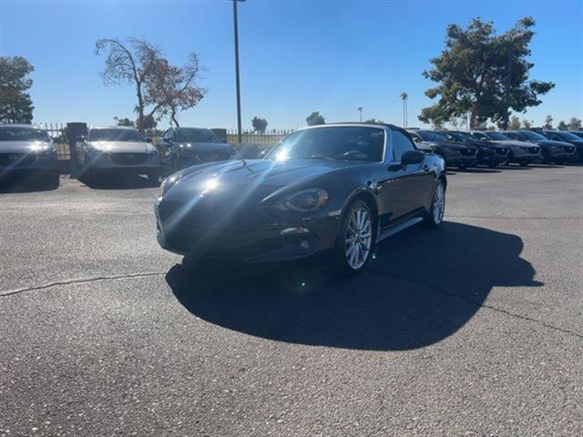 2017 fiat 124 spider base