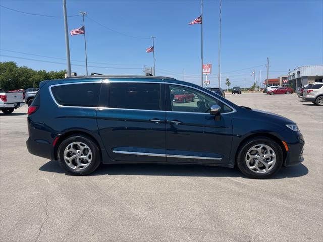 2022 chrysler pacifica limited