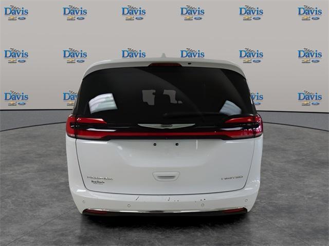 2022 chrysler pacifica limited