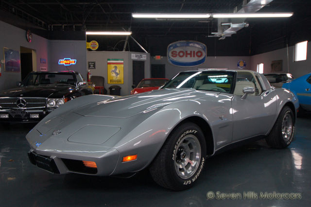 beautiful condition, low miles, silver/oyster, a/c ps pb pw, priced to sell!!