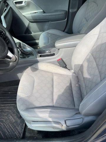 2020 kia niro lx
