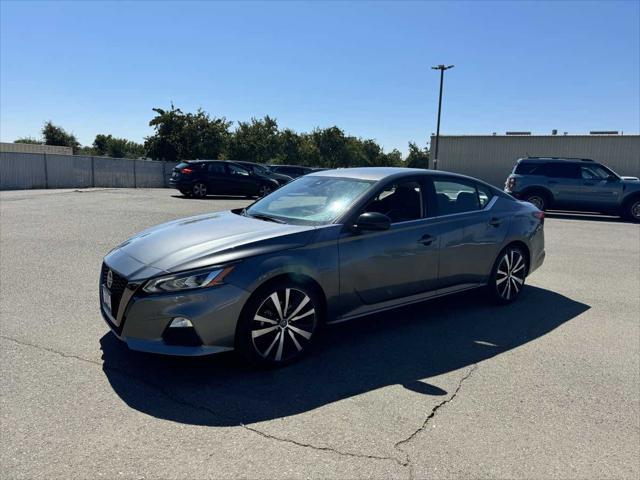 2022 nissan altima sr fwd