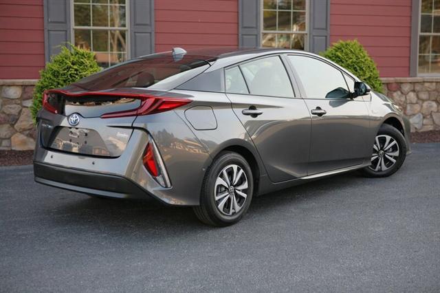 2017 toyota prius prime advanced