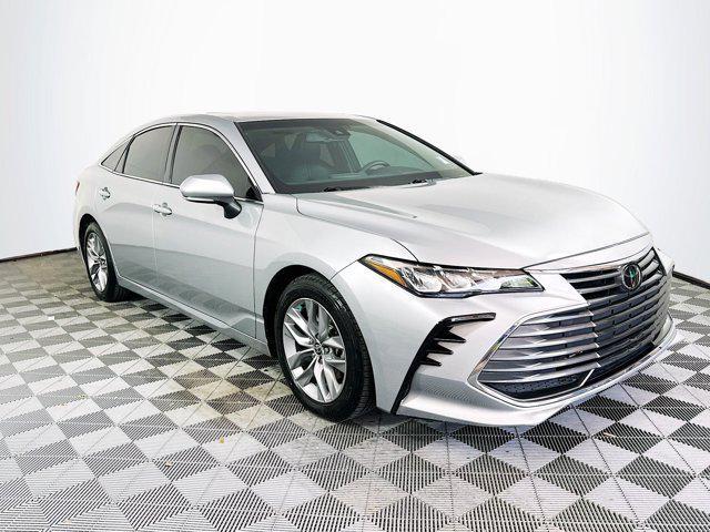 2022 toyota avalon xle