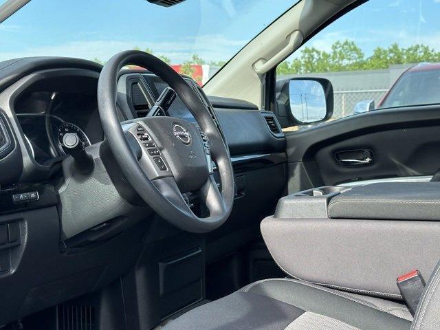 2023 nissan titan sv