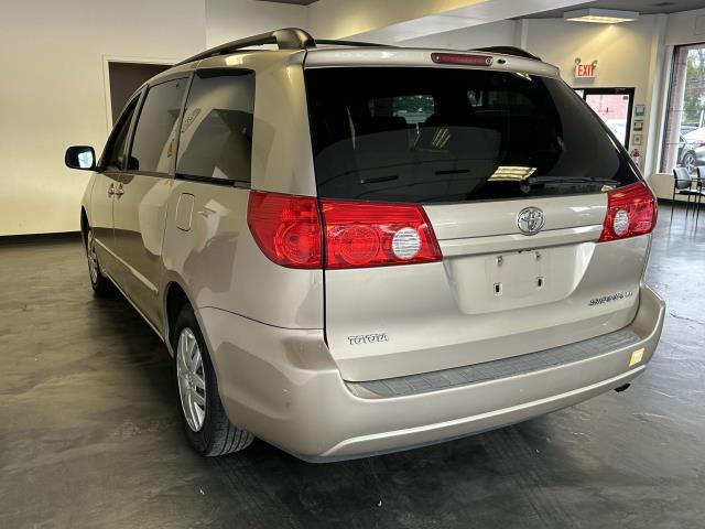 2007 toyota sienna ce