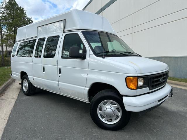 2005 ford e250 base