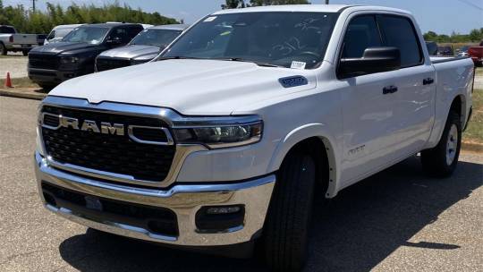new 2025 ram 1500 big horn crew cab 5'7" box 4wd